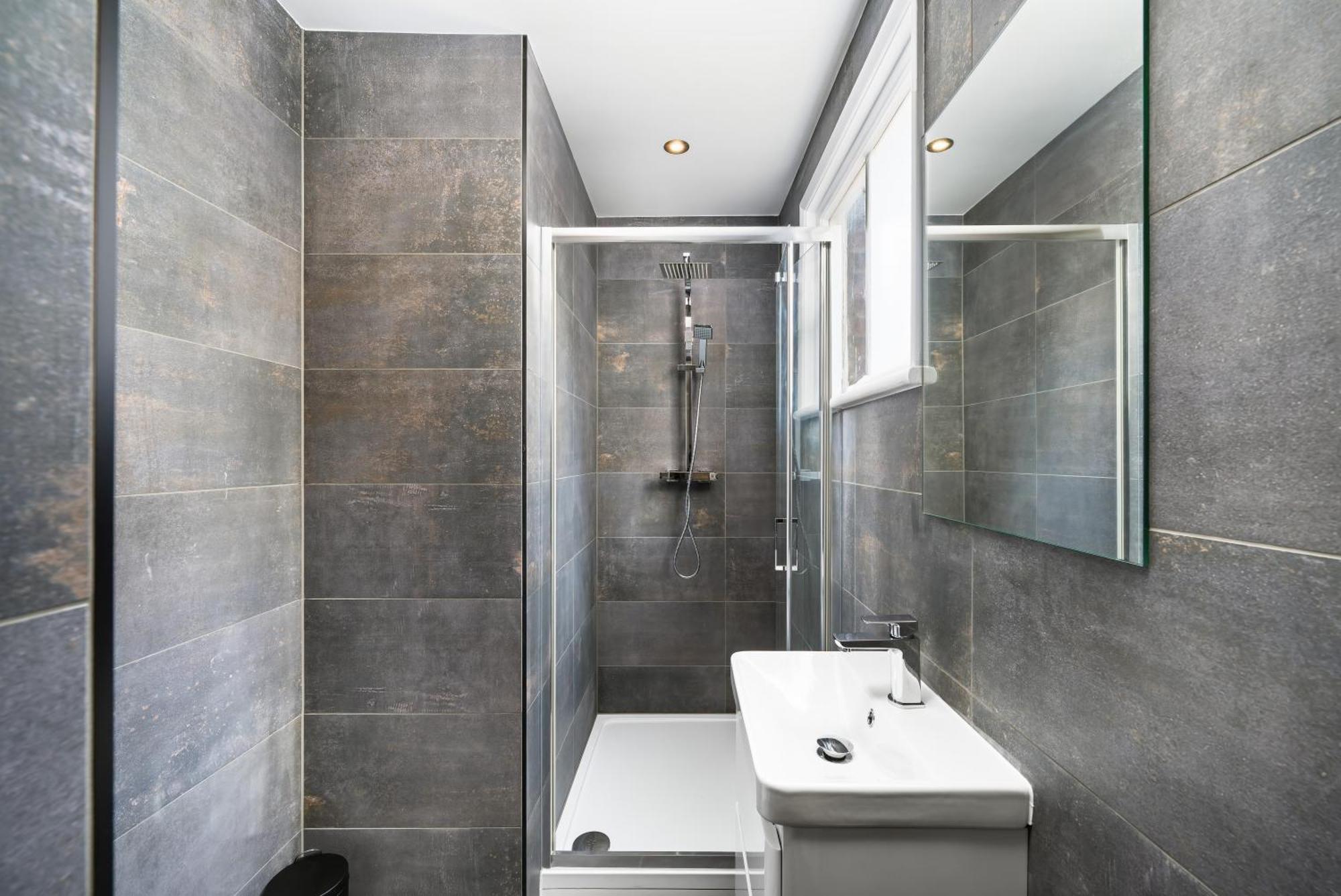 Willesden Apartment